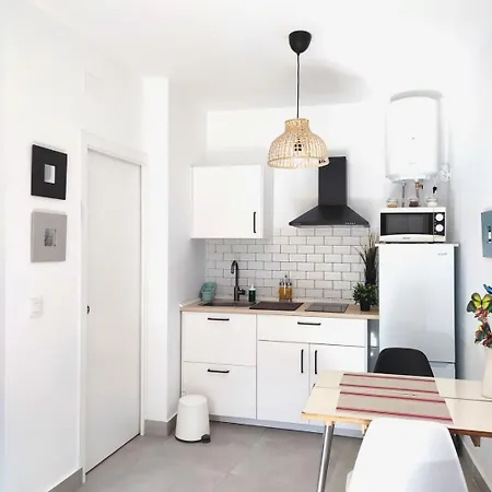 Estudio Alamillo2 Apartmán *